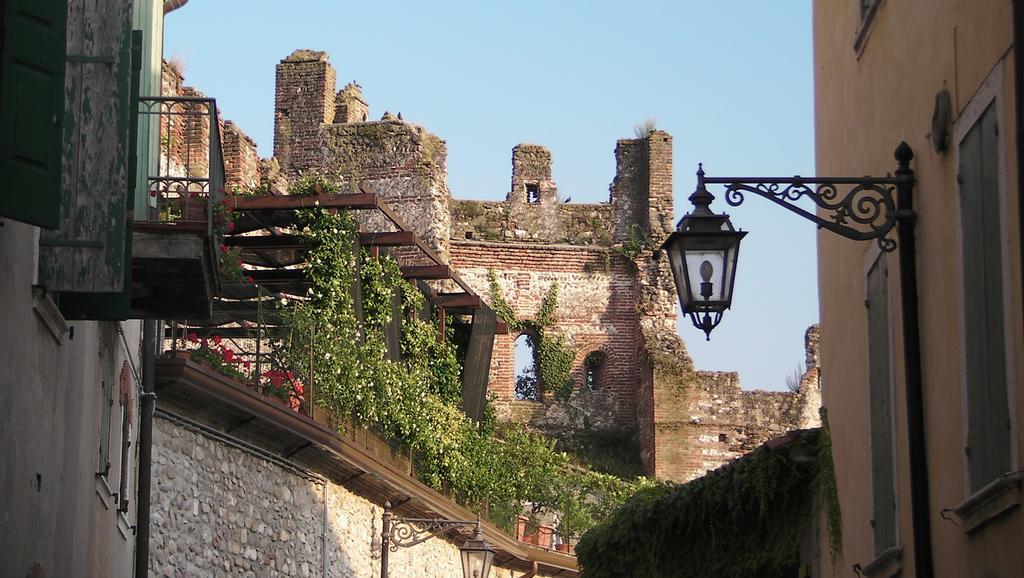 Albergo Dal Baffo Lazise Bagian luar foto
